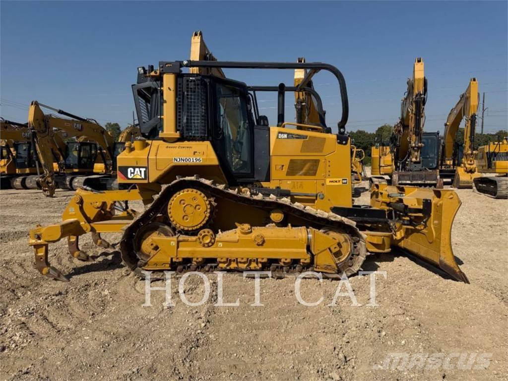 CAT D6N Buldozer sobre oruga