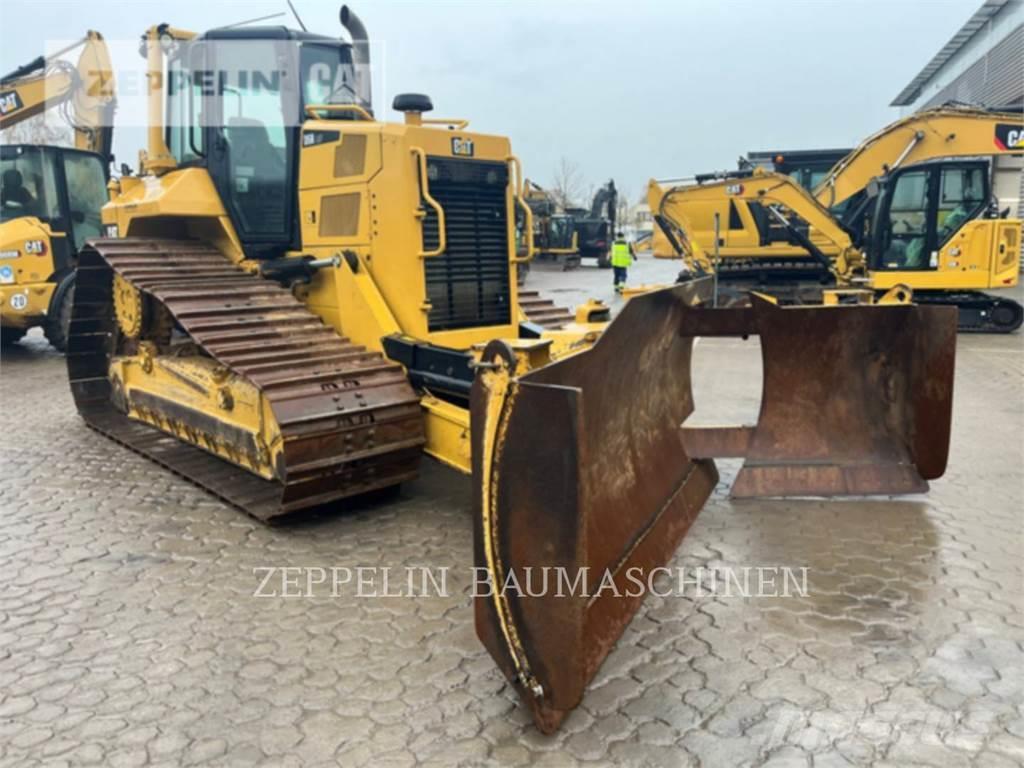 CAT D6NMP Buldozer sobre oruga