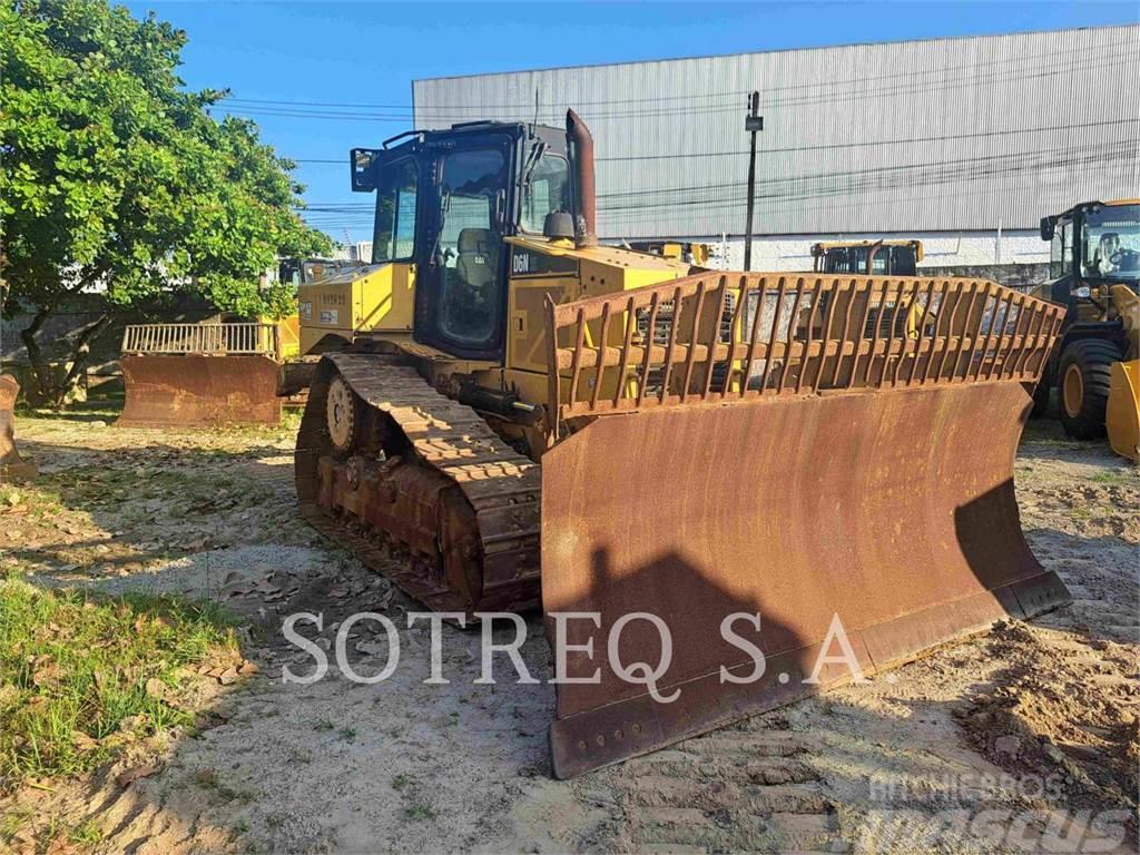 CAT D6NXL Buldozer sobre oruga