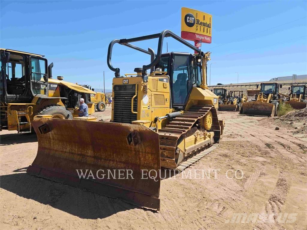 CAT D6NXL Buldozer sobre oruga