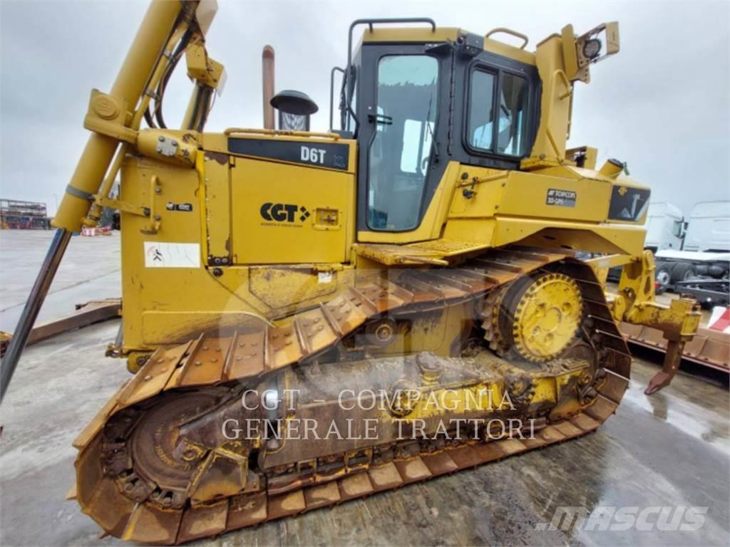 CAT D6T Buldozer sobre oruga