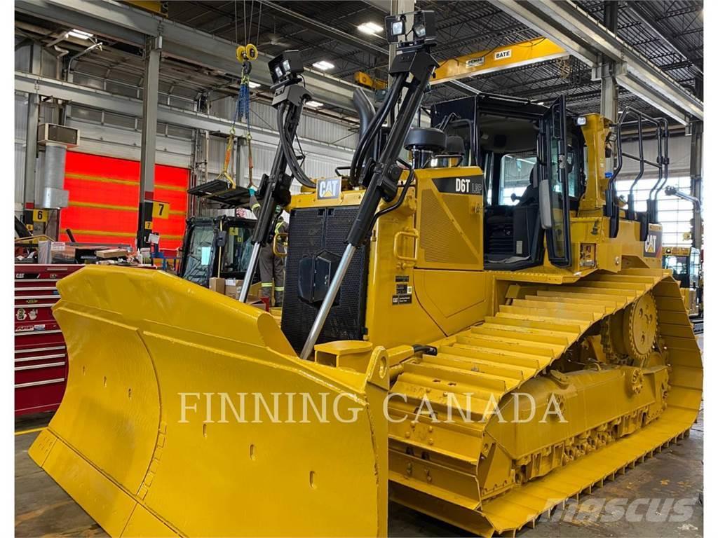 CAT D6T Buldozer sobre oruga