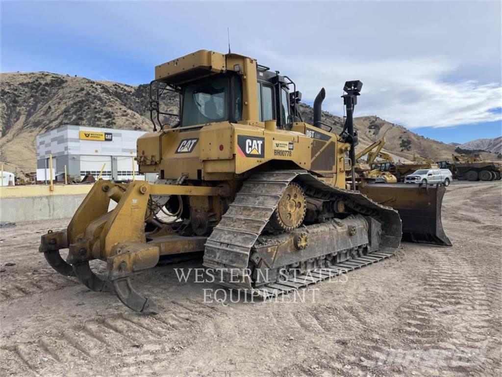 CAT D6T Buldozer sobre oruga