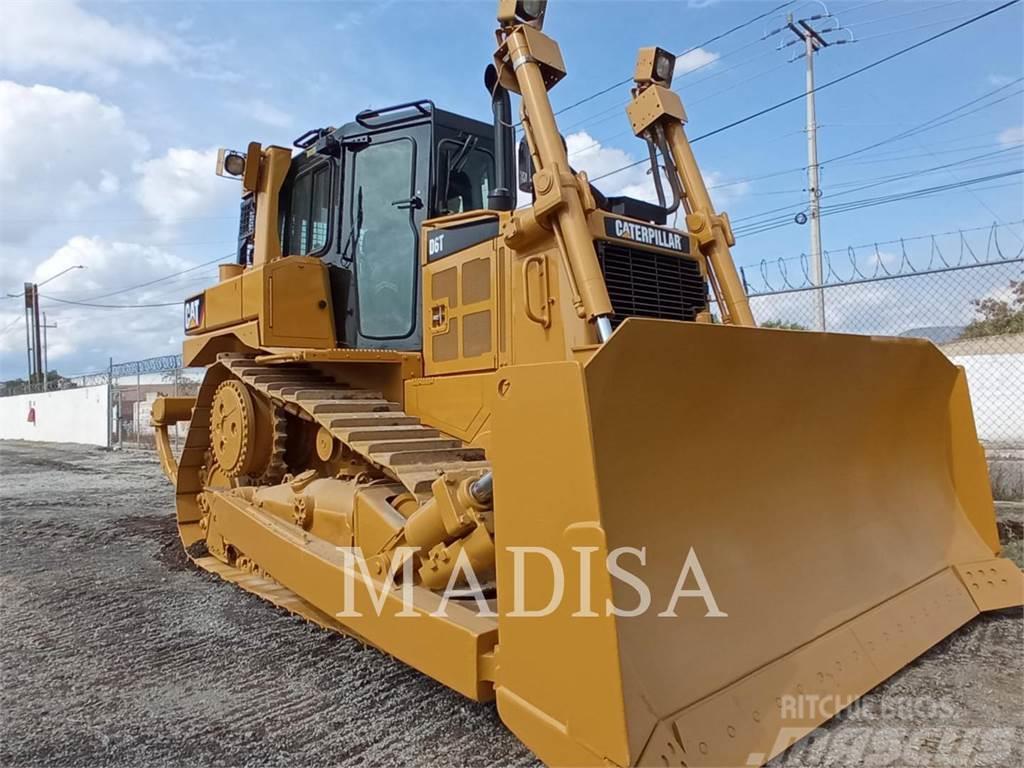 CAT D6TQ Buldozer sobre oruga