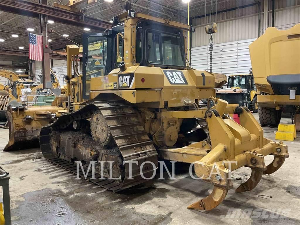 CAT D6TVP Buldozer sobre oruga