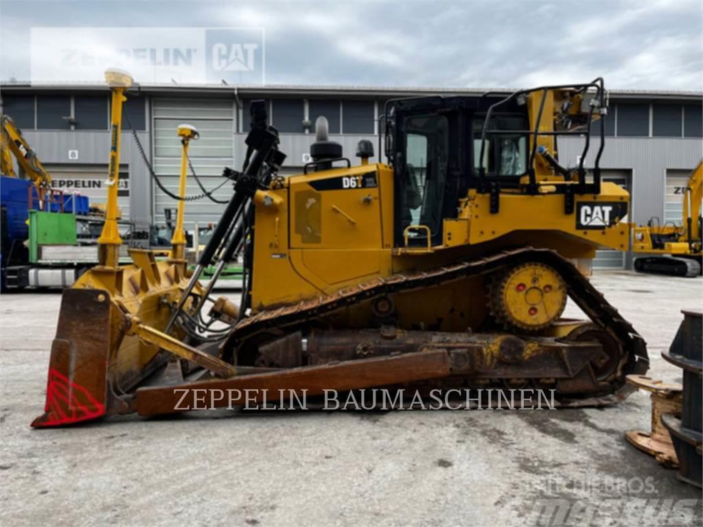 CAT D6TXL Buldozer sobre oruga