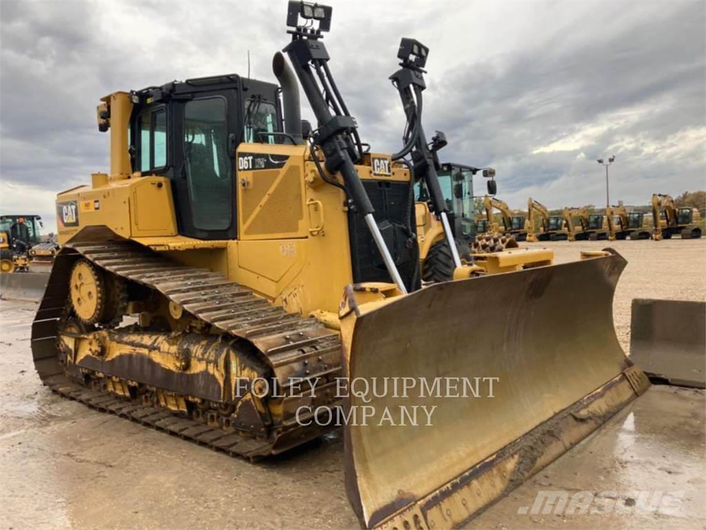 CAT D6TXWVPA Buldozer sobre oruga