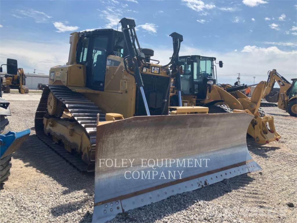 CAT D6TXWVPA Buldozer sobre oruga