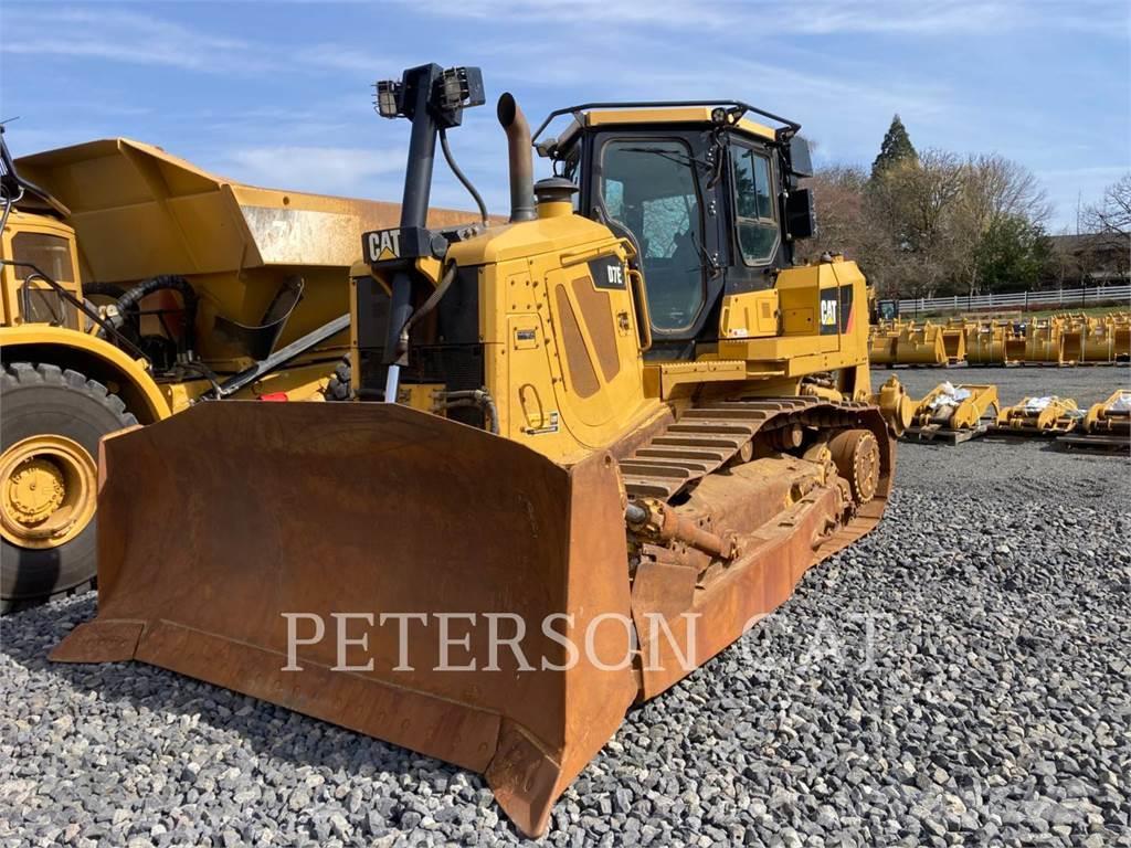 CAT D7E Buldozer sobre oruga