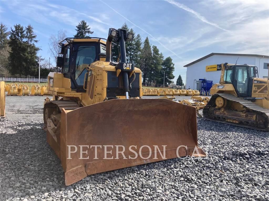 CAT D7E Buldozer sobre oruga