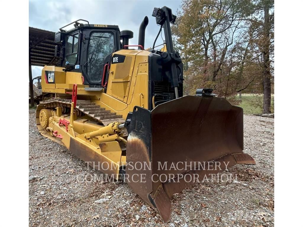 CAT D7E Buldozer sobre oruga