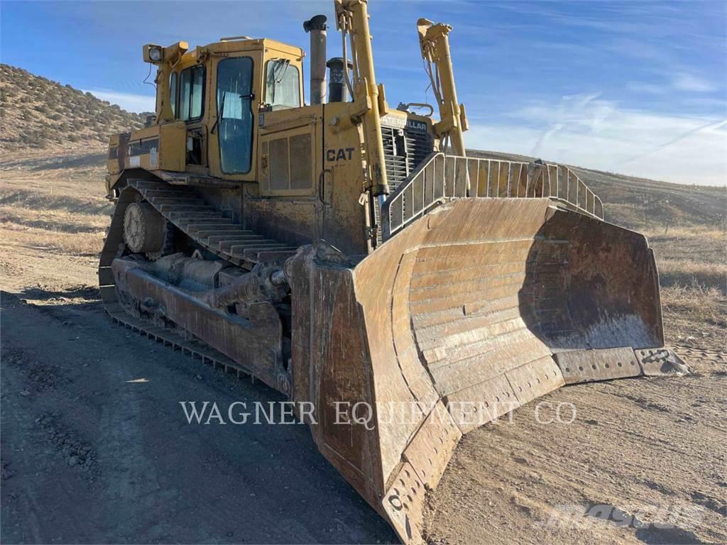 CAT D8N Buldozer sobre oruga