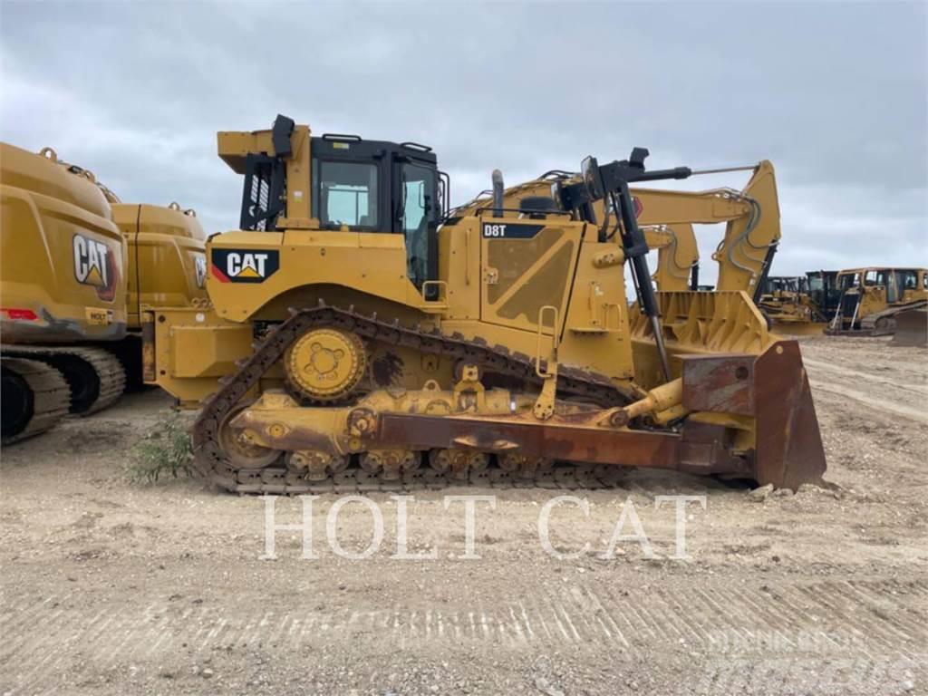 CAT D8T Buldozer sobre oruga