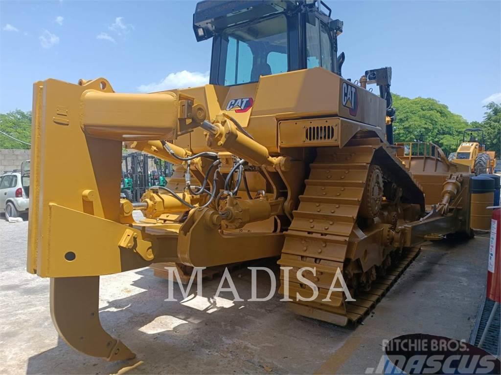 CAT D8T Buldozer sobre oruga