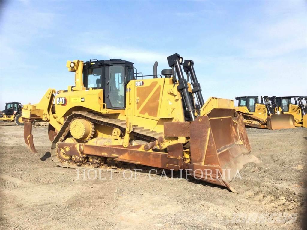 CAT D8T Buldozer sobre oruga