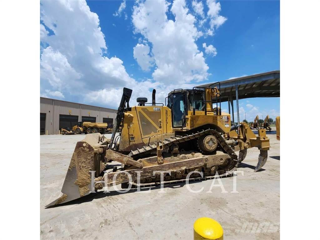 CAT D8T Buldozer sobre oruga