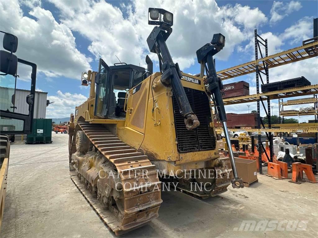 CAT D8T Buldozer sobre oruga