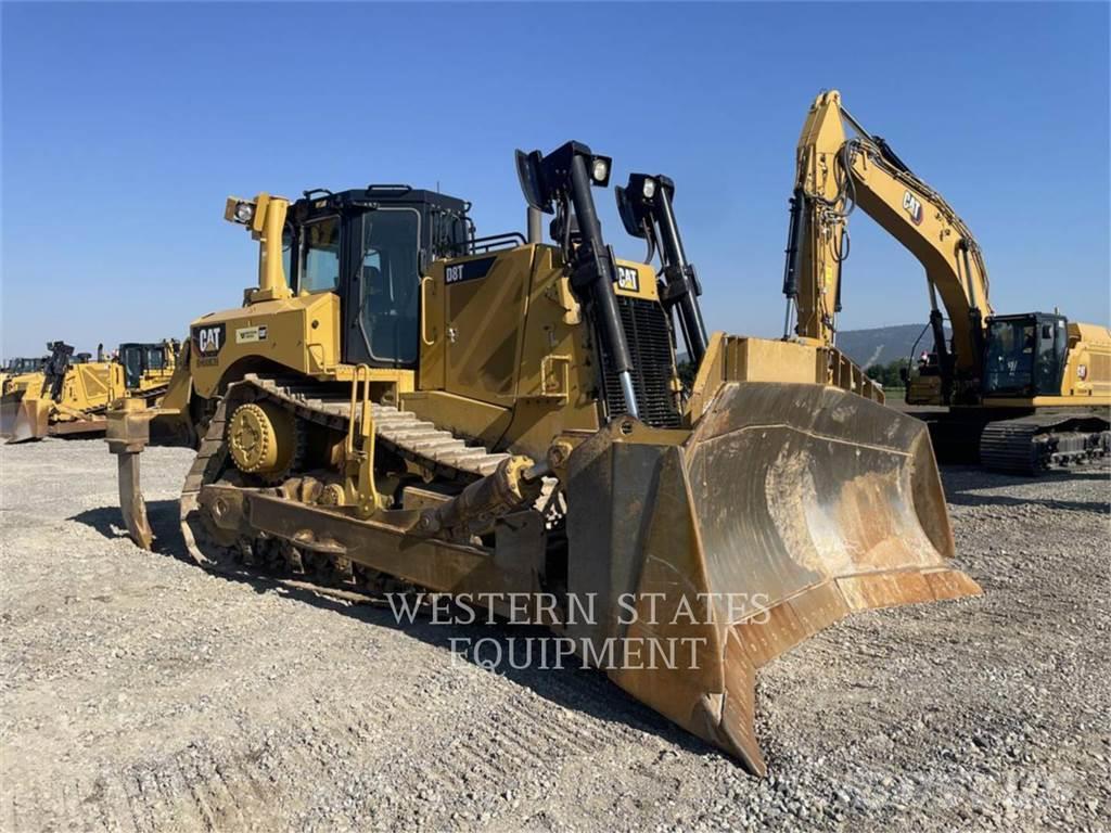 CAT D8T Buldozer sobre oruga