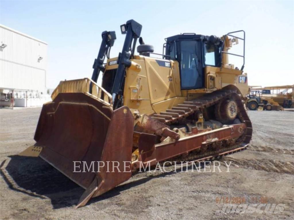 CAT D8T Buldozer sobre oruga