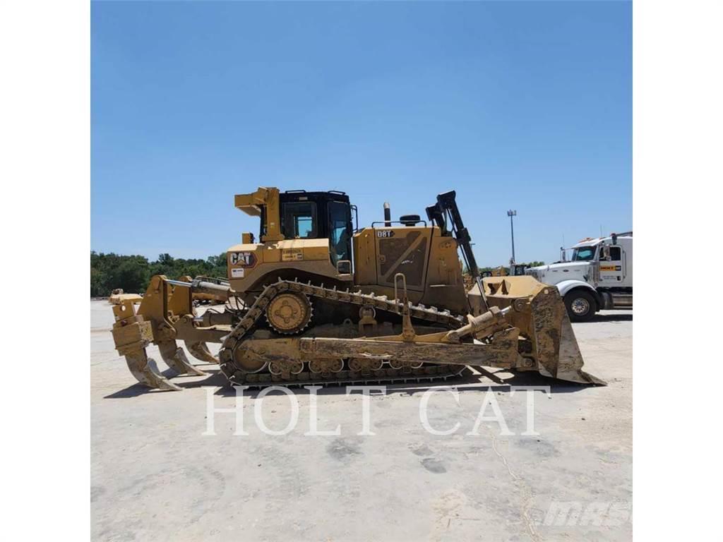 CAT D8T Buldozer sobre oruga