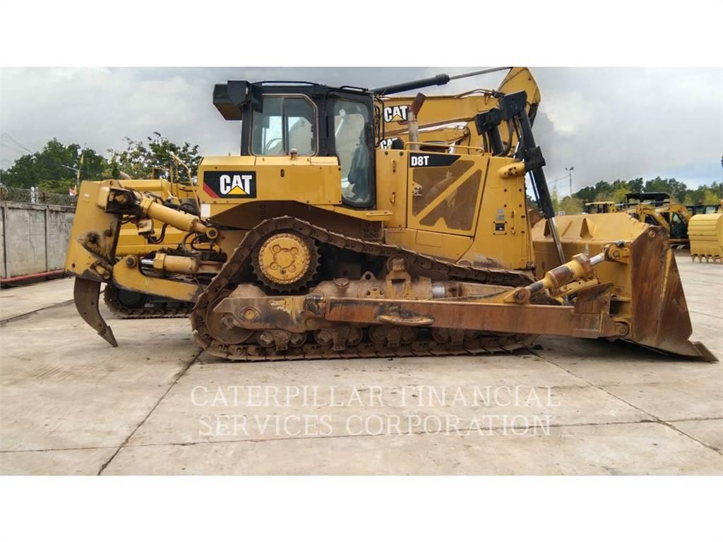 CAT D8T Buldozer sobre oruga