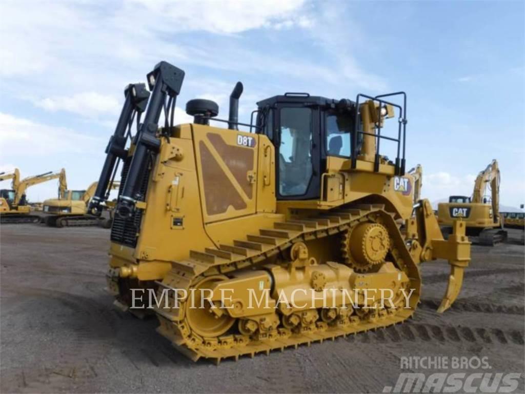 CAT D8T Buldozer sobre oruga