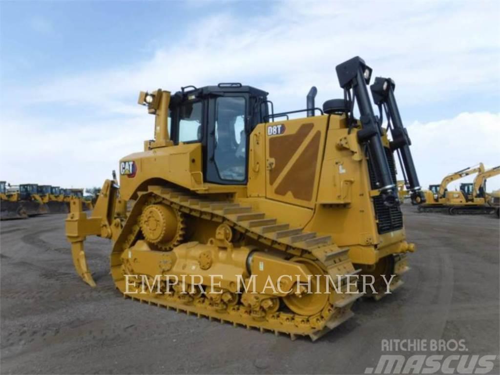 CAT D8T Buldozer sobre oruga