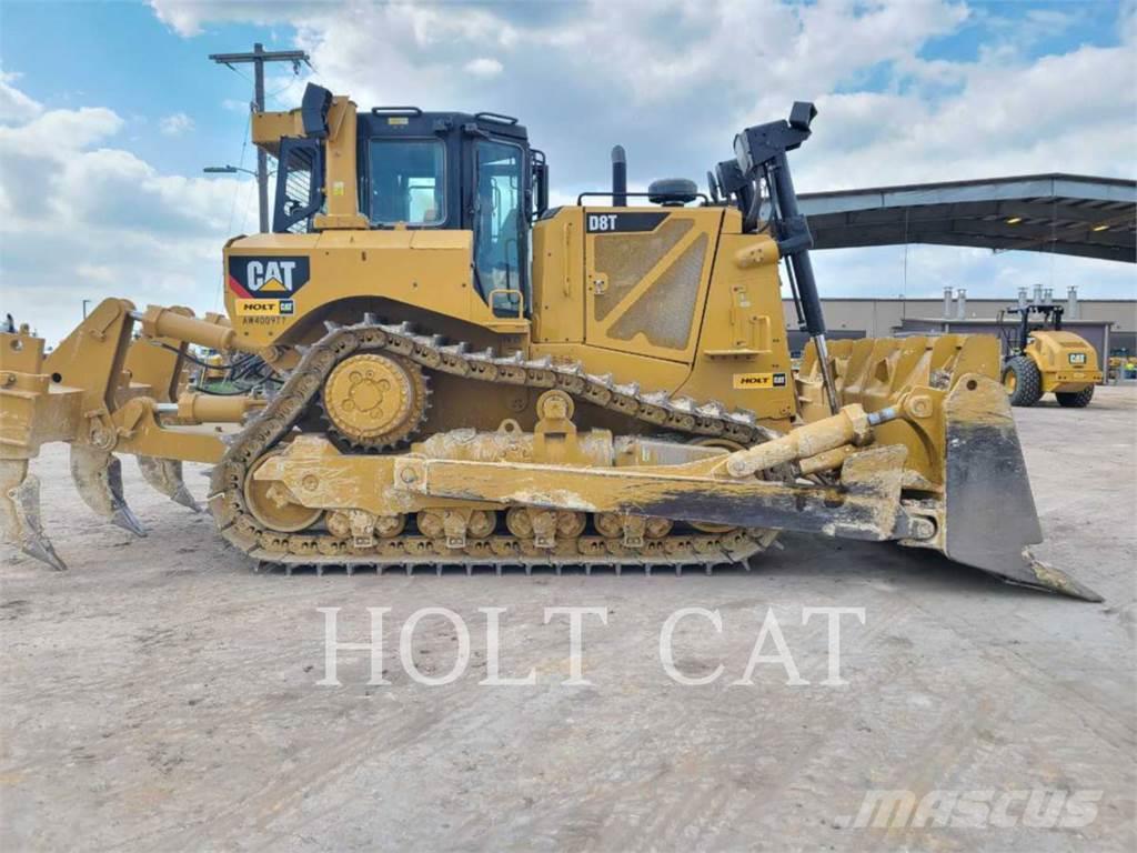 CAT D8T Buldozer sobre oruga