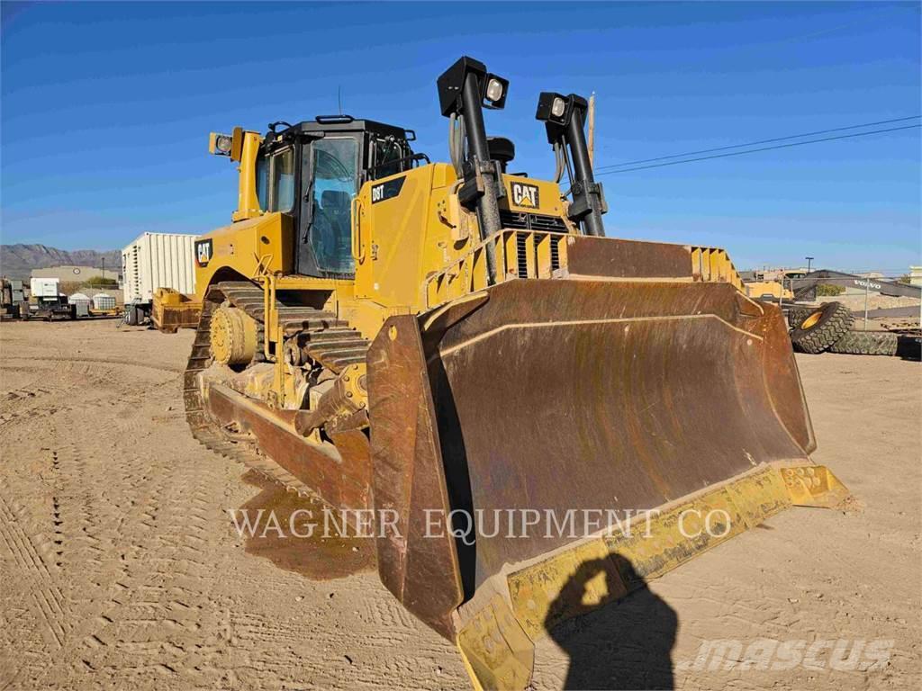 CAT D8T Buldozer sobre oruga