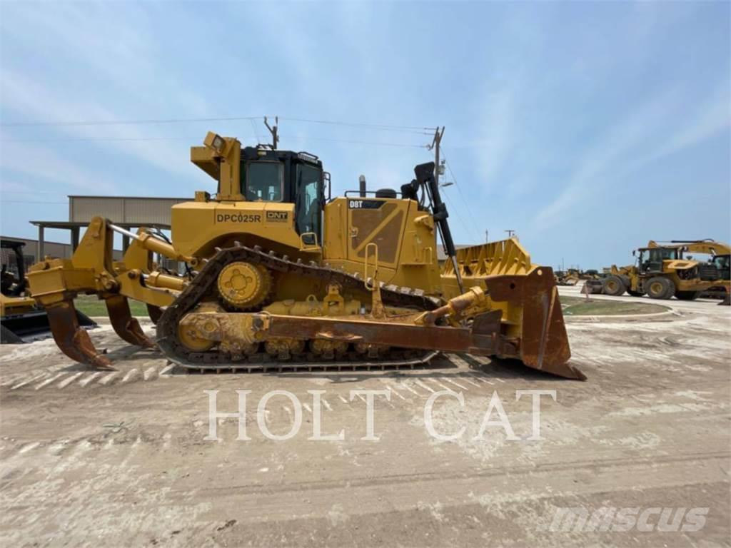 CAT D8T Buldozer sobre oruga