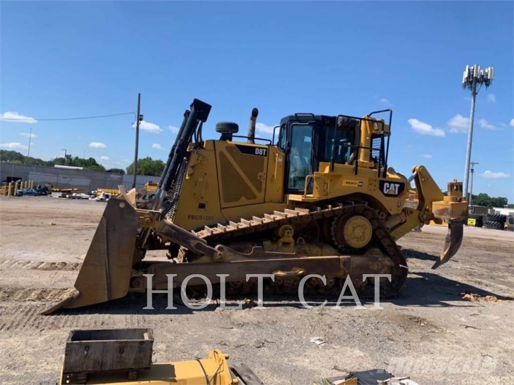 CAT D8T Buldozer sobre oruga