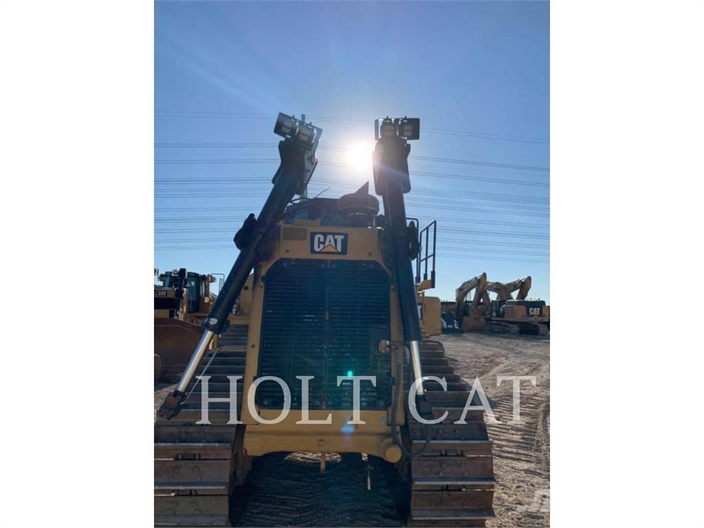 CAT D8T Buldozer sobre oruga