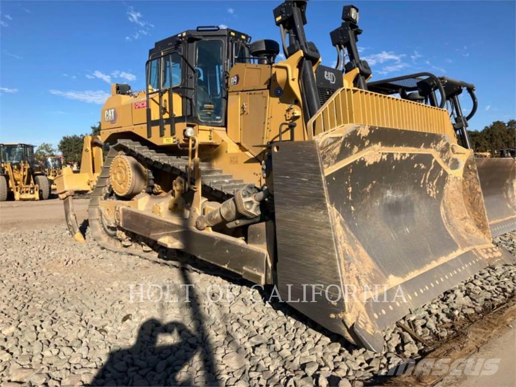 CAT D9 Buldozer sobre oruga