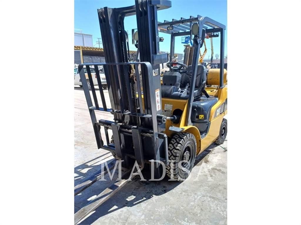 CAT GP25N5 Montacargas - otros