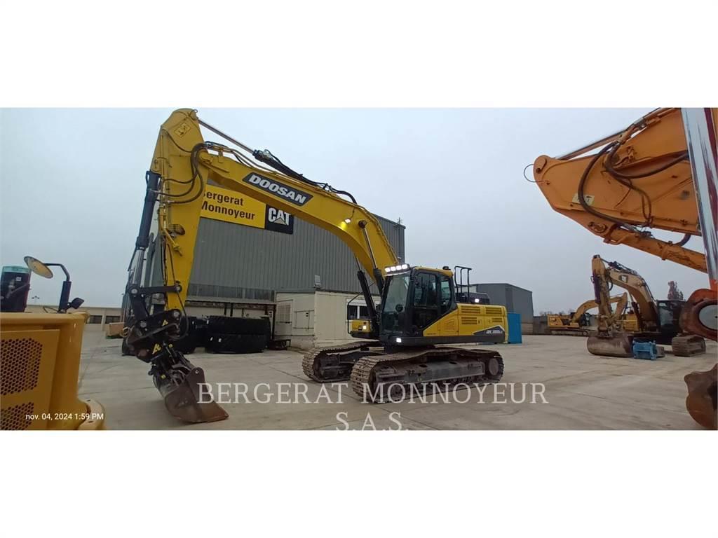 Doosan DX300 Excavadoras sobre orugas