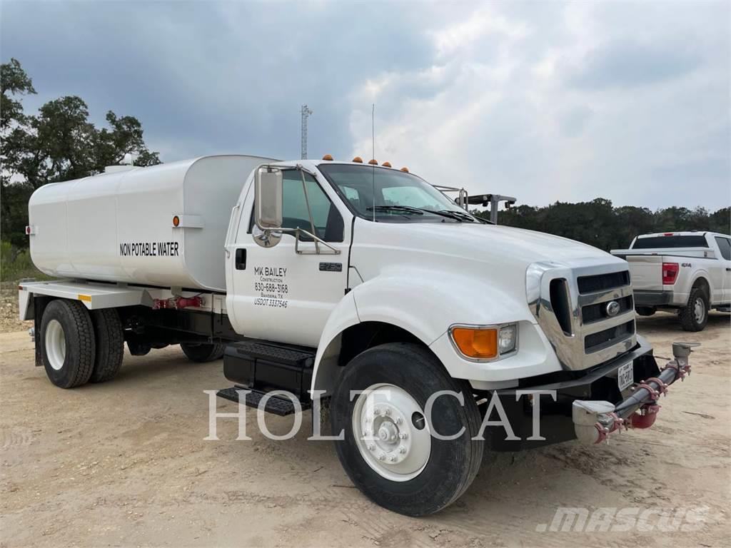 Ford F750 Camiones cisternas