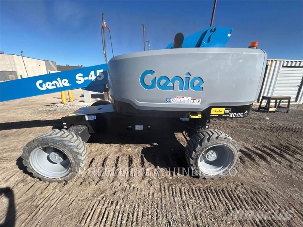 Genie S45XC Plataformas con brazo de elevación manual