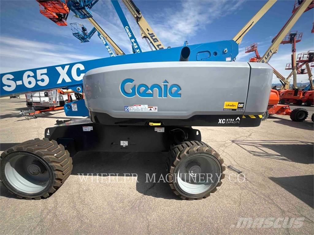 Genie S65XC Plataformas con brazo de elevación manual