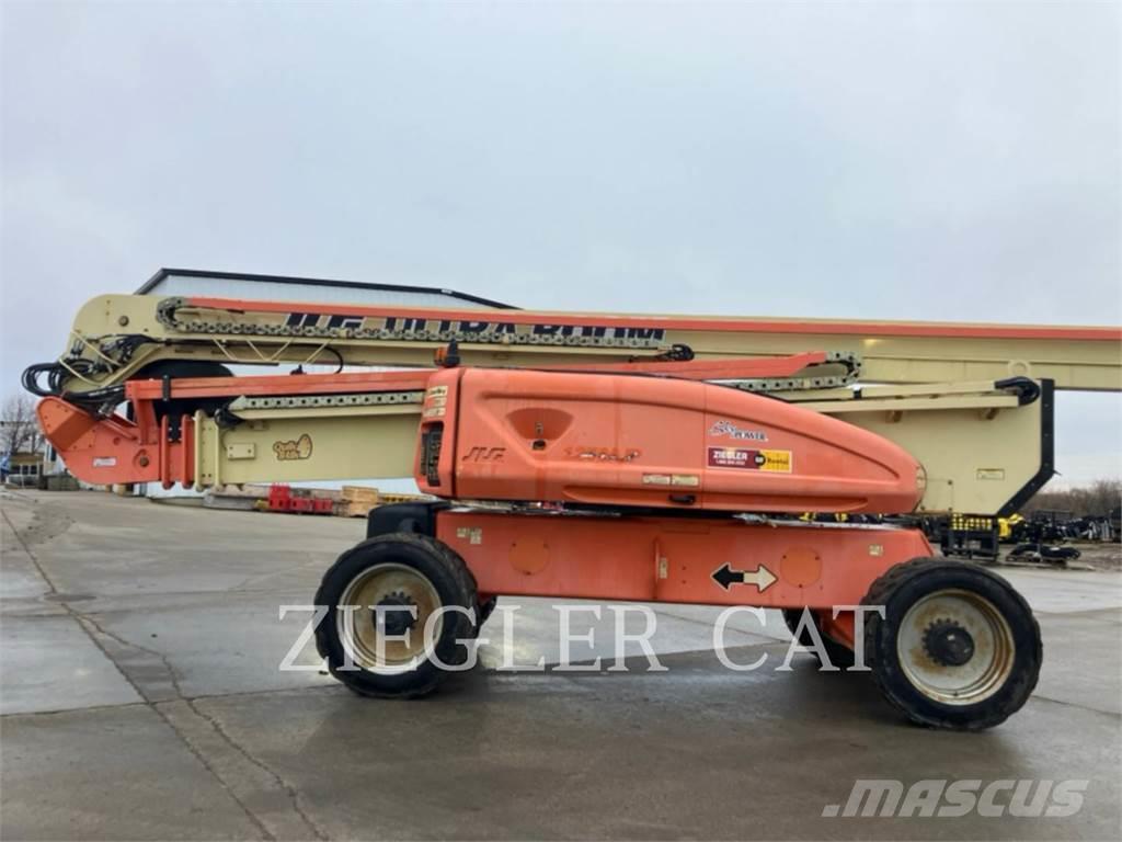 JLG 1250AJP Plataformas con brazo de elevación manual