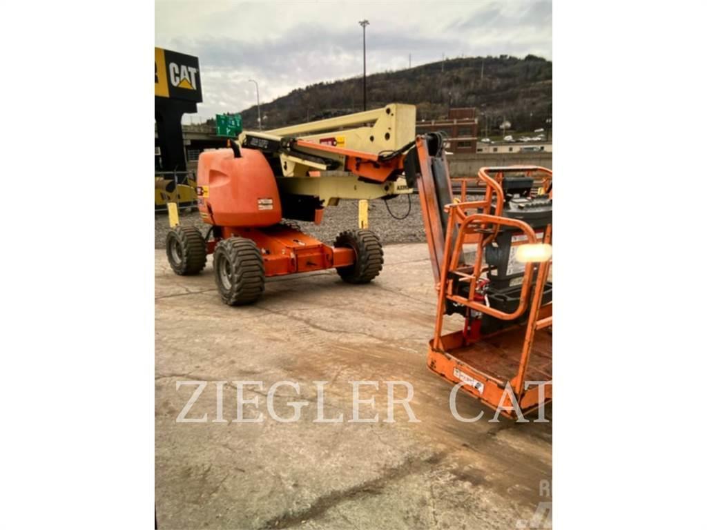 JLG 450AJ Plataformas con brazo de elevación manual