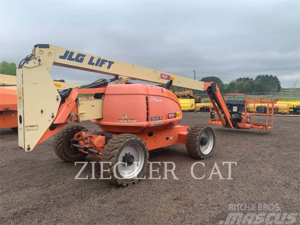 JLG 600AJ Plataformas con brazo de elevación manual