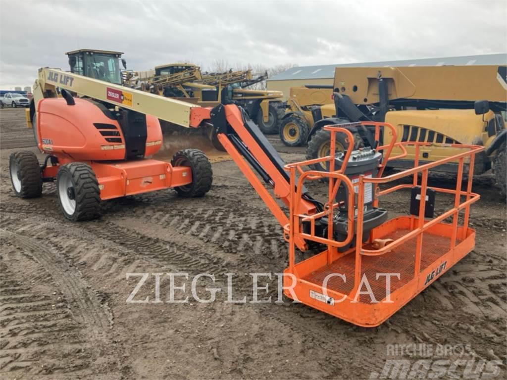 JLG 600AJ Plataformas con brazo de elevación manual