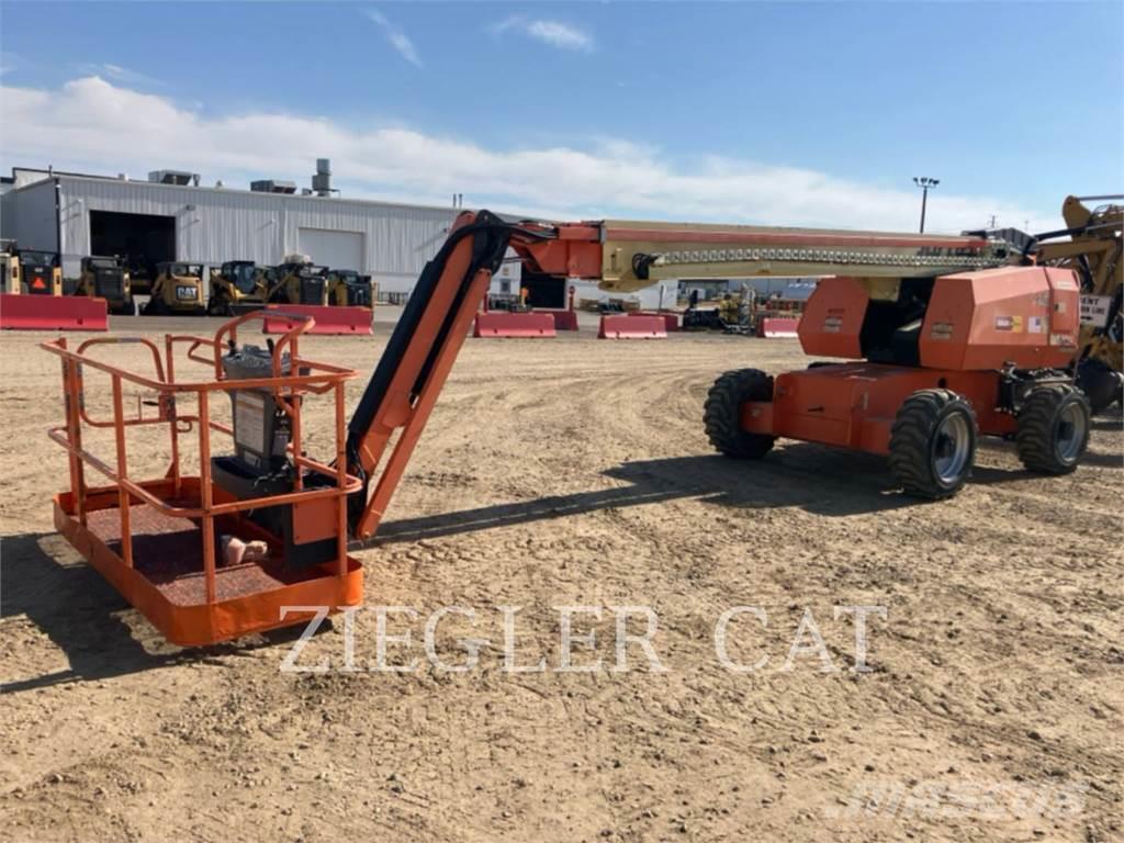 JLG 660SJ Plataformas con brazo de elevación manual