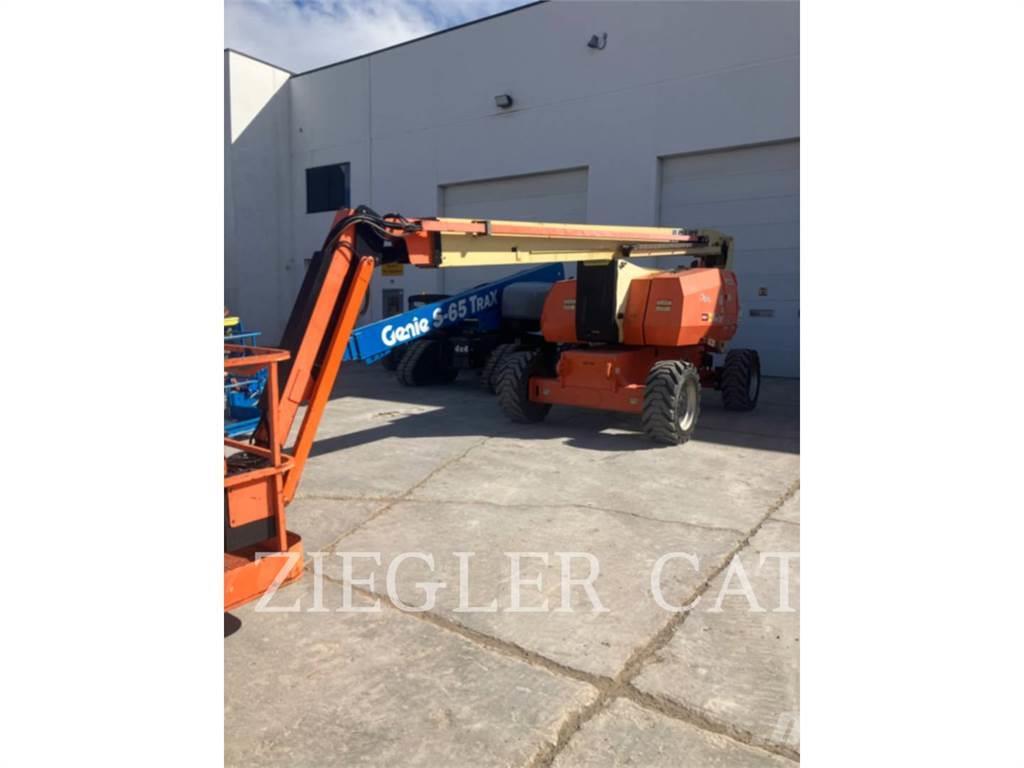 JLG 800AJ Plataformas con brazo de elevación manual