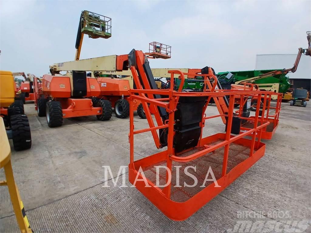 JLG 800AJ Plataformas con brazo de elevación manual