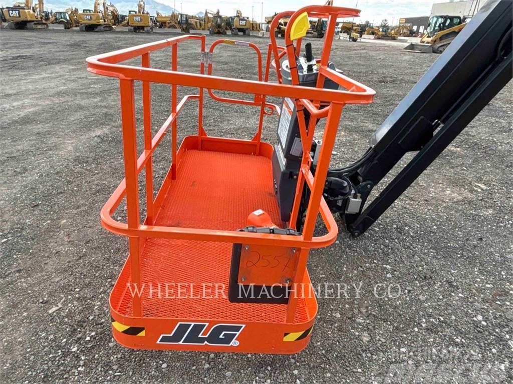 JLG 860SJ Plataformas con brazo de elevación manual