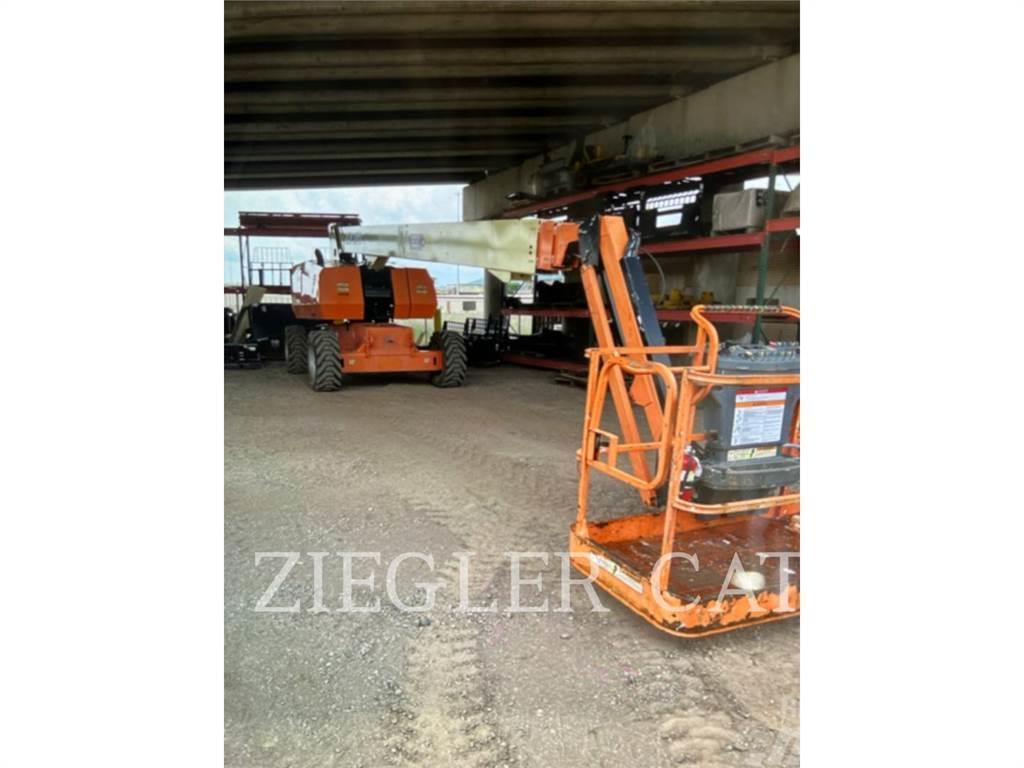 JLG 860SJ Plataformas con brazo de elevación manual