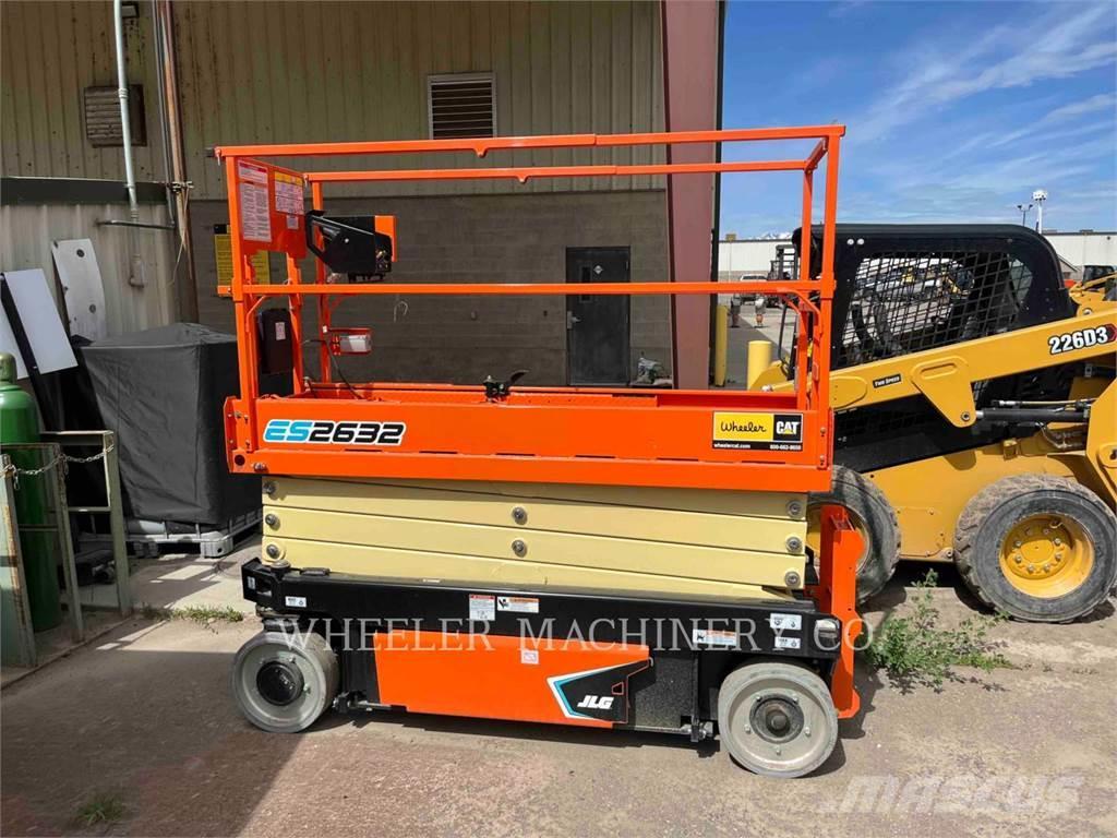 JLG ES2632 Plataformas tijera