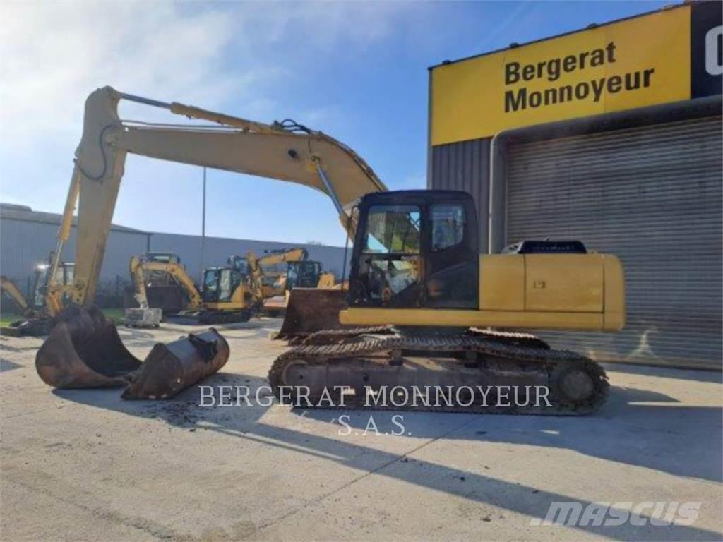 Komatsu PC210 Excavadoras sobre orugas