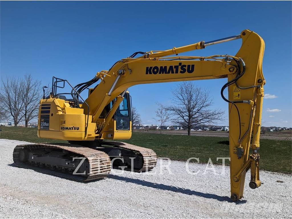 Komatsu PC228USLC Excavadoras sobre orugas